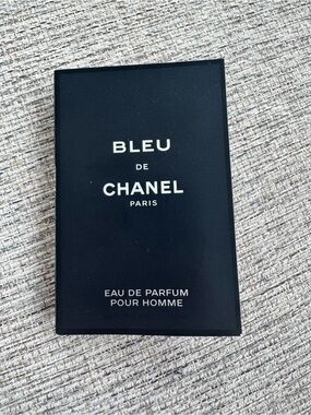 Bleu de Chanel Eau de Parfum - Black Box
